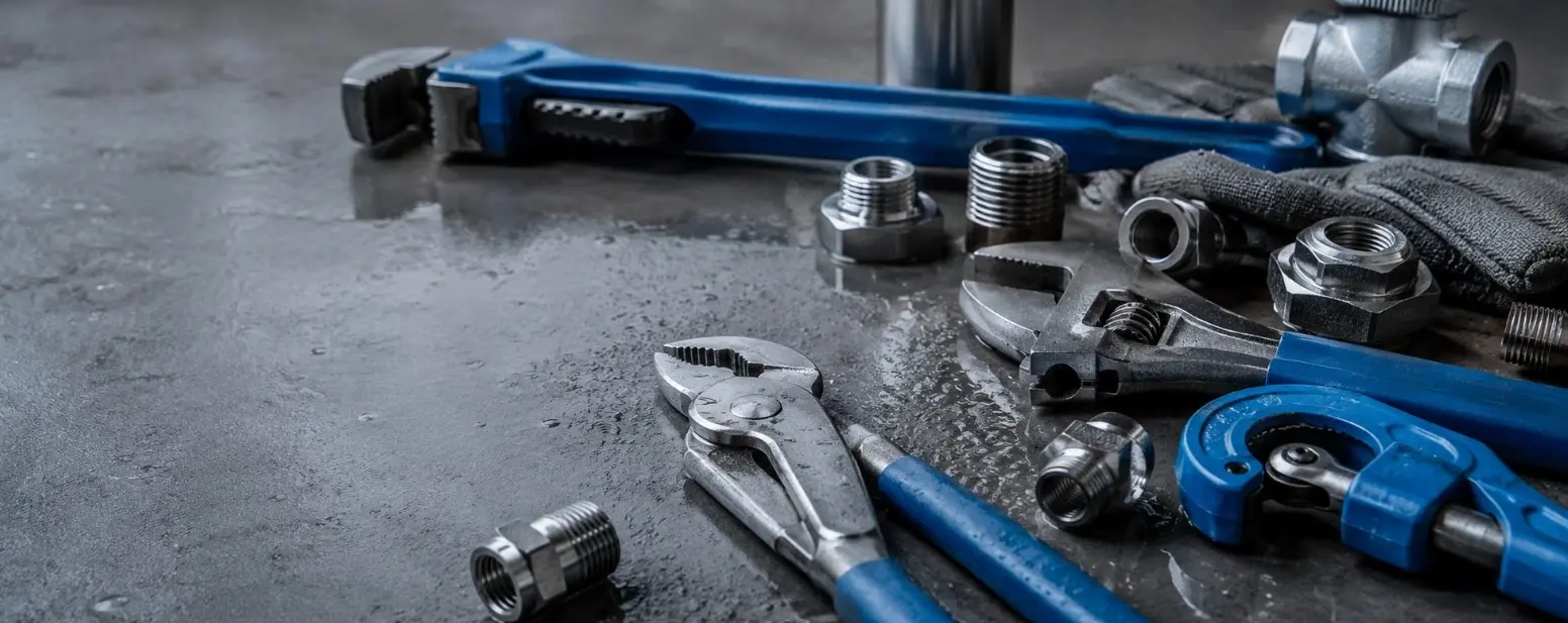 drain cleaning cost in Council Bluffs - Rapid Plumbing CB professional plumbing tools